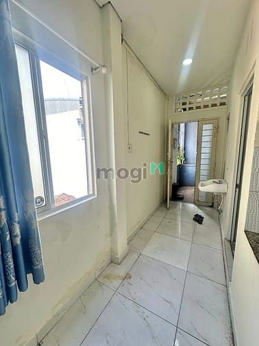 Chung cư thang bộ 366 Nguyễn Chí Thanh Q.10 - 75m² giá 2,8 tỷ - Chính chủ bán gấp!