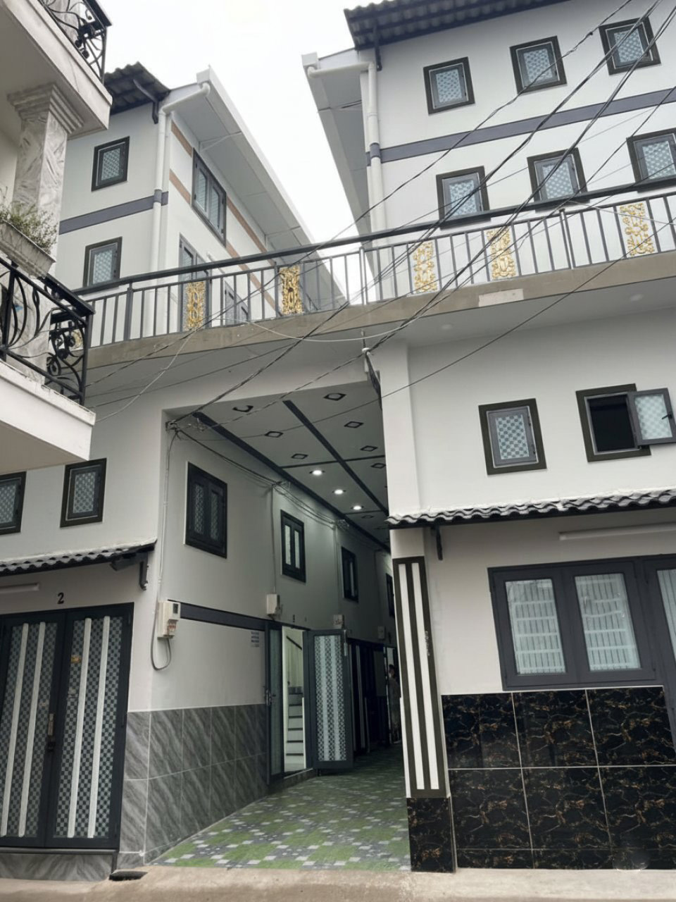 Nhà vuông 4 tầng HXH 16m² Nguyễn Ảnh Thủ Quận 12 - Tiện ích đầy đủ, chỉ 1.25 tỷ!