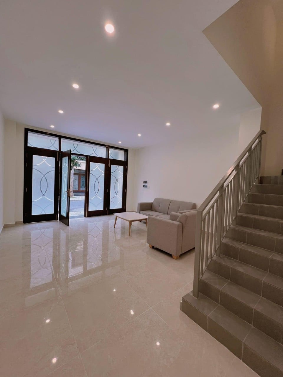 Cho thuê biệt thự Vinhomes Ocean Park 2 70m² giá chỉ 7.2 triệu - Tiện ích miễn phí hấp dẫn!