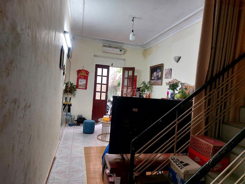Nhà phố Đội Cấn 66m² giá 3.95 tỷ - Đầy đủ giấy tờ, ngõ thông tứ tung!