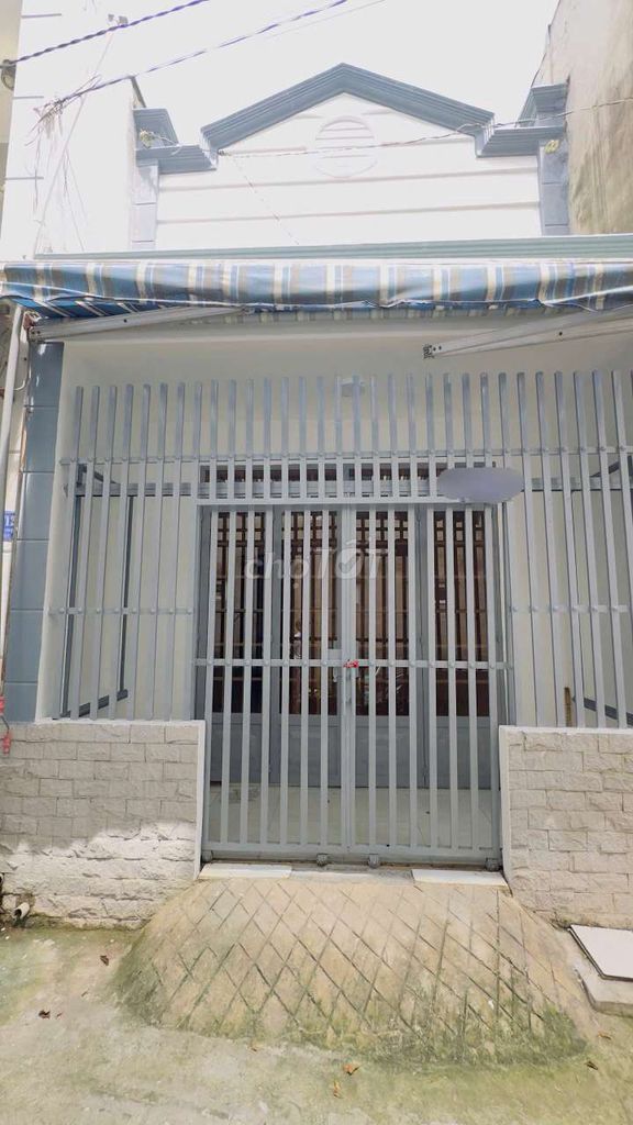 Nhà phố Dĩ An 43,7m² giá 3,1 tỷ - Gần chợ Dĩ An và trường học