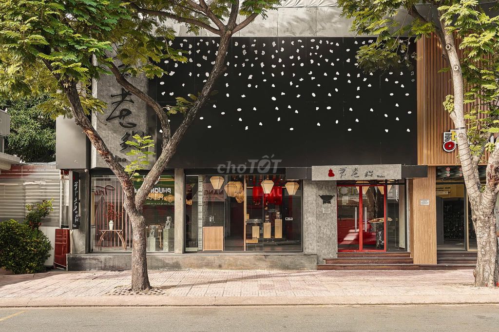 Nhà mặt phố Trường Sa, Bình Thạnh 120m² giá 70 triệu - Kinh doanh ngay lập tức!