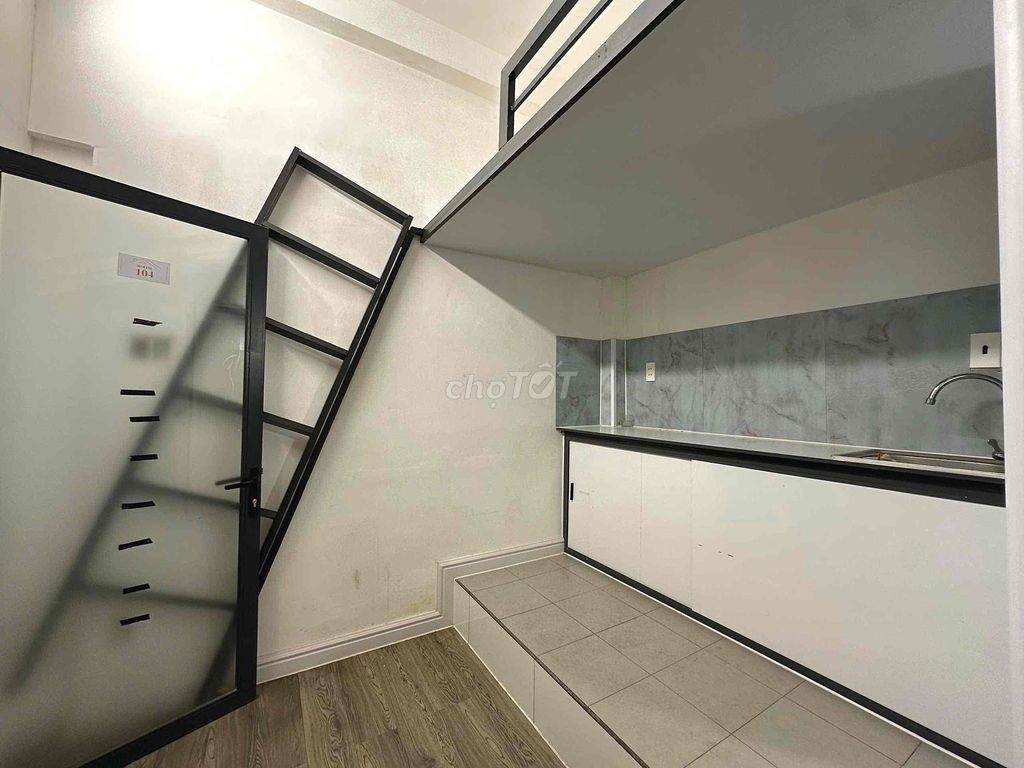 Duplex Thang Máy Tân Định Quận 1 28m² giá 4 triệu - Khai trương ưu đãi hấp dẫn!