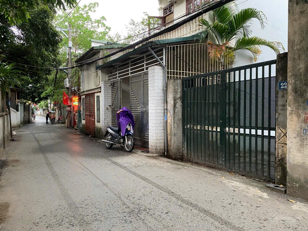 Nhà riêng cho thuê 275m² tại Hoàng Tăng Bí - An ninh tốt, hướng Đông Bắc!