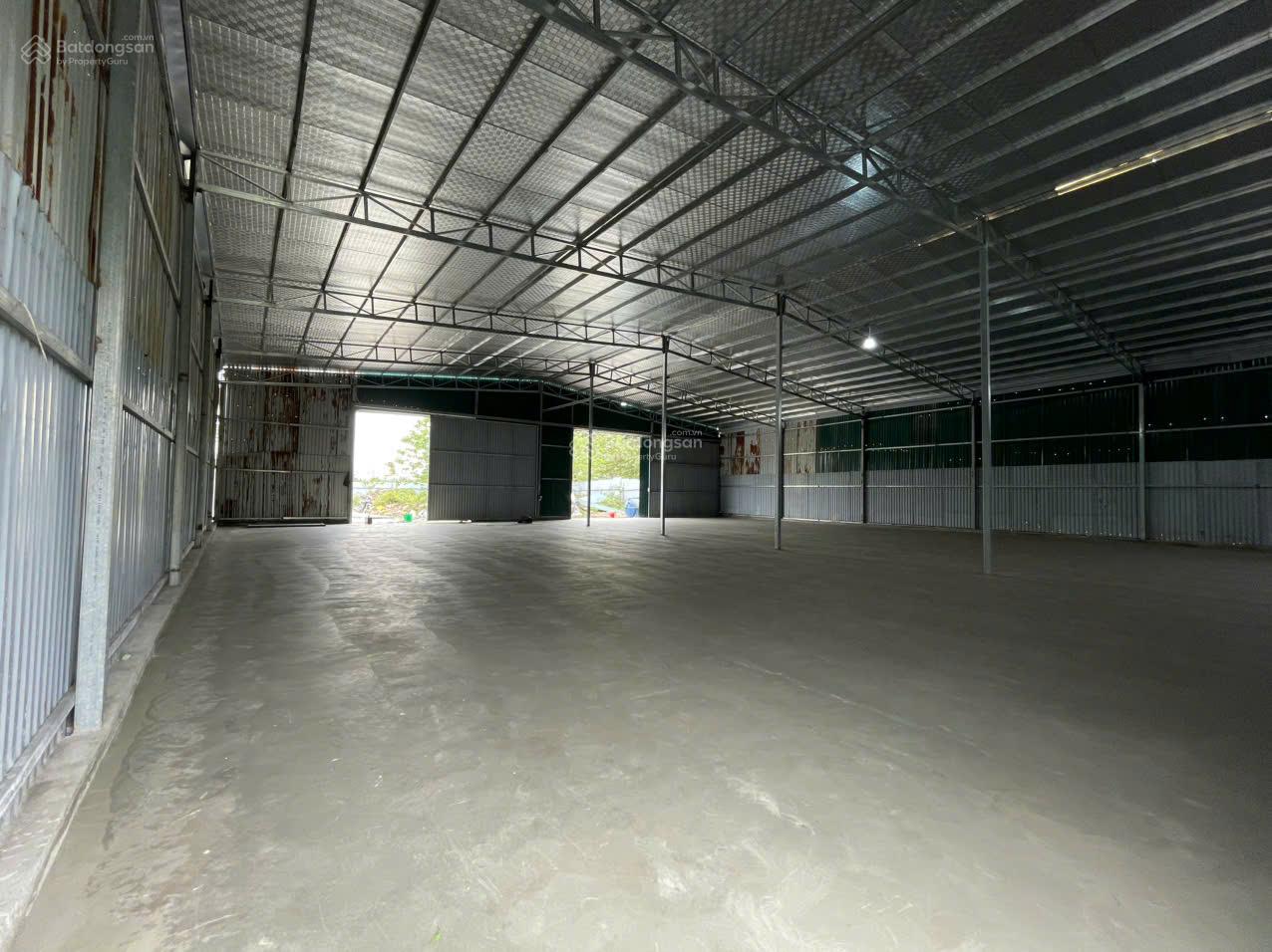 Cho thuê kho xưởng 400m² tại Triều Khúc, giá 34 triệu - Pháp lý rõ ràng, sẵn sàng hoạt động!