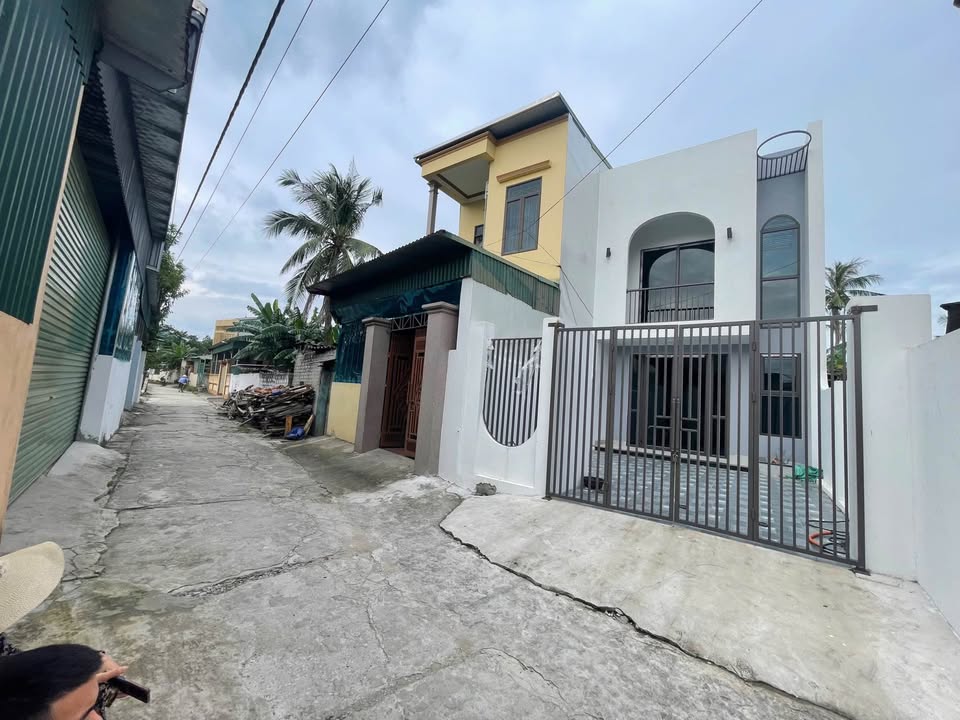 Nhà 2 tầng phố Quyết Thắng, Thanh Hóa 97m² giá 2.3 tỷ - Đầu tư sinh lời ngay!