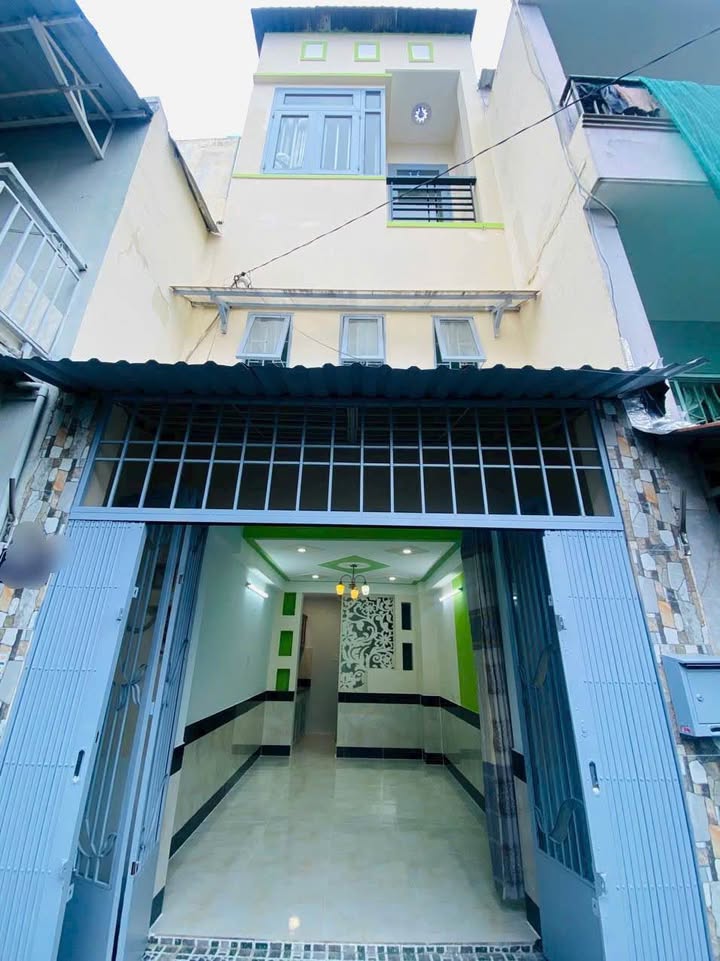 Nhà riêng Gò Vấp 24m² giá 3.75 tỷ - Hẻm xe hơi, đầy đủ tiện ích