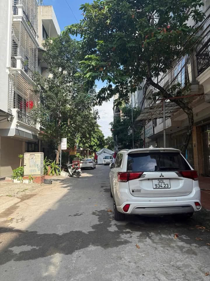 Nhà phố Bạch Mai, Hai Bà Trưng 23m² giá 7,5 tỷ - Lô góc, Ô tô vào tận nơi!