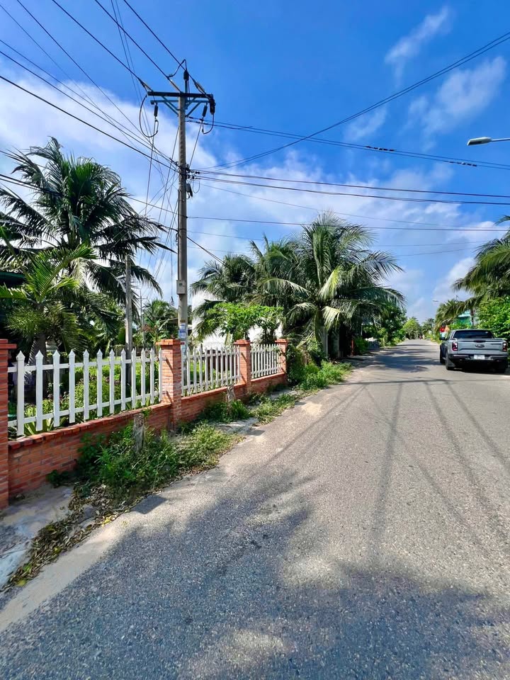 Đất thổ cư Mũi Né 100m² giá 1.5 tỷ - Gần biển chỉ 2km!