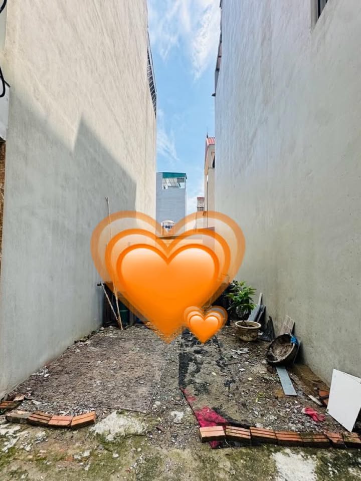 Đất nền Thạch Bàn 40m² giá 5.2 tỷ - Cơ hội đầu tư hiếm có!