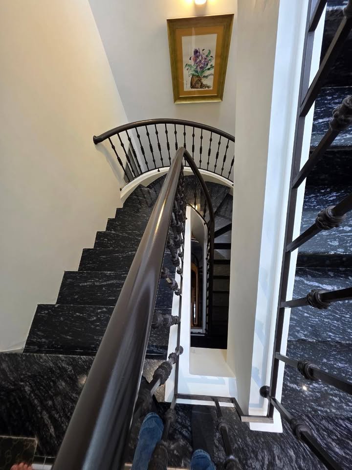 Bán nhà Mặt Phố Lò Đúc 99m² giá thỏa thuận - Kinh doanh sầm uất, dòng tiền 90 triệu/tháng