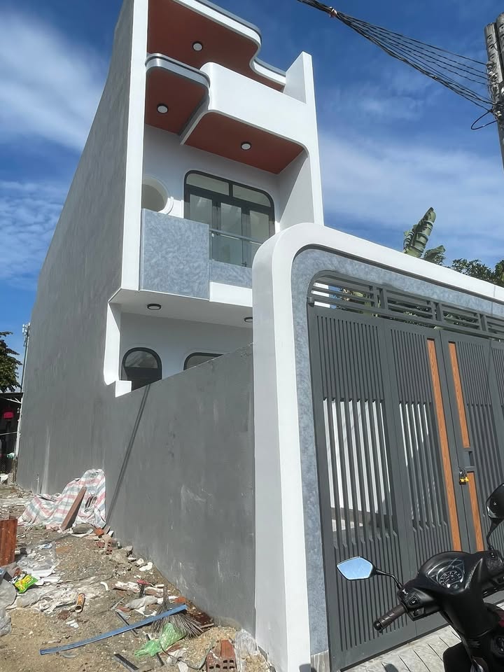 Nhà 1 trệt 1 lầu tại Phú Mỹ, Thủ Dầu Một 80m² giá 3.25 tỷ - Thiết kế hiện đại, tiện ích đầy đủ!