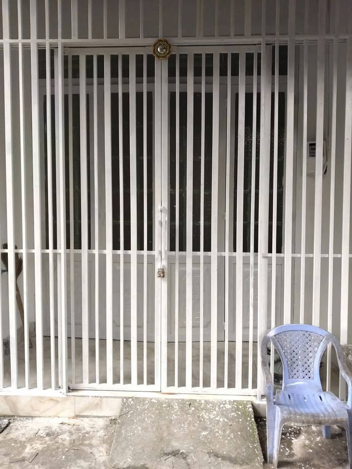 Nhà gác lửng Đặng Thúc Vịnh, Hóc Môn 30m² giá 820 triệu - Bán gấp, bớt lộc!