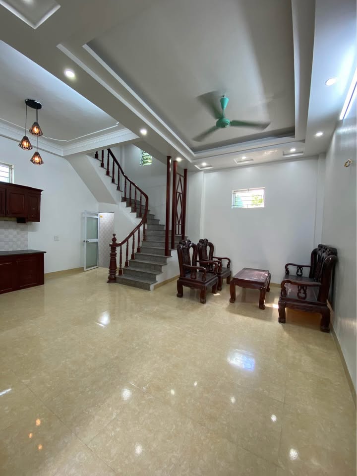 Nhà 2 tầng Tô Hiến Thành, Nam Định 45m² giá 1.5 tỷ - Chính chủ bán gấp!