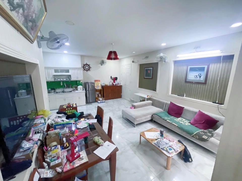 Nhà bán Bình Thạnh 60m² giá 7.5 tỷ - Thiết kế 3 tầng hiện đại, sẵn sàng ở ngay!