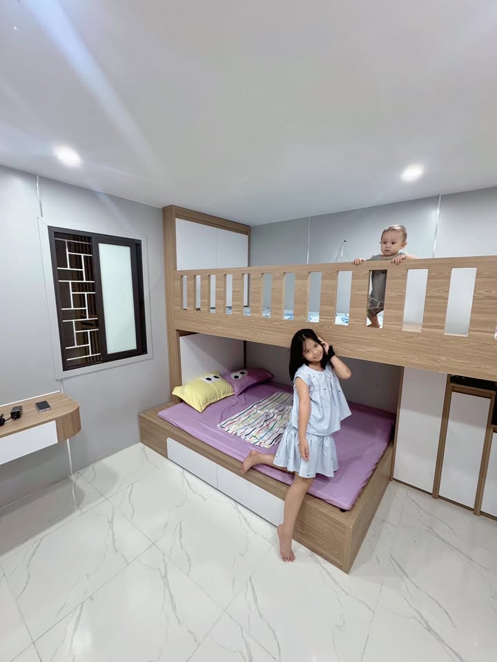 Căn hộ tầng 1 Phương Mai Đống Đa 60m² giá 3 tỷ - Sổ đỏ chính chủ, ô tô đỗ cửa!