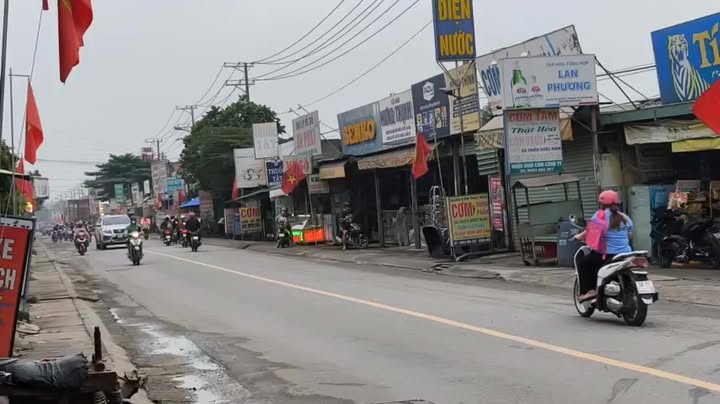 Kho cho thuê tại Tân Uyên 450m² giá 10 triệu - Phù hợp kinh doanh ngay!