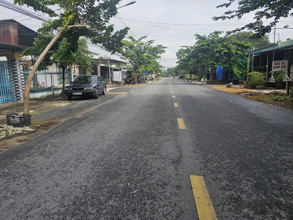 Nhà riêng khu phố Thanh Sơn, Tây Ninh 88m² giá 1 tỷ - Hướng Đông, sẵn sàng ở ngay!