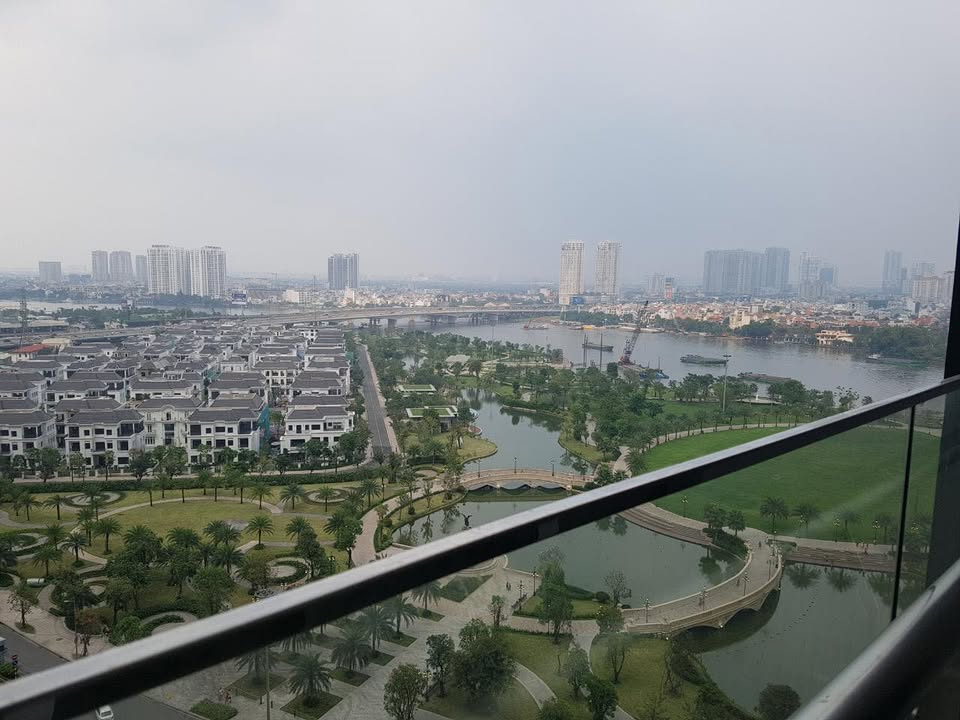 Căn hộ Vinhomes Central Park 90m² giá 12 tỷ - View sông tuyệt đẹp, nội thất full!