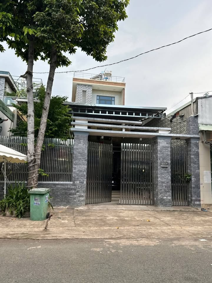 Nhà phố KDC An Thạnh 300m² giá 10.6 tỷ - Vị trí kinh doanh đắc địa!