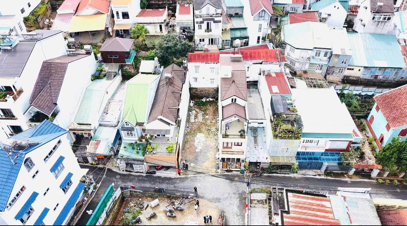 Lô đất Phan Đình Phùng, Đà Lạt 118,97m² giá 9.9 tỷ - Sổ hồng riêng, hẻm ô tô lớn!
