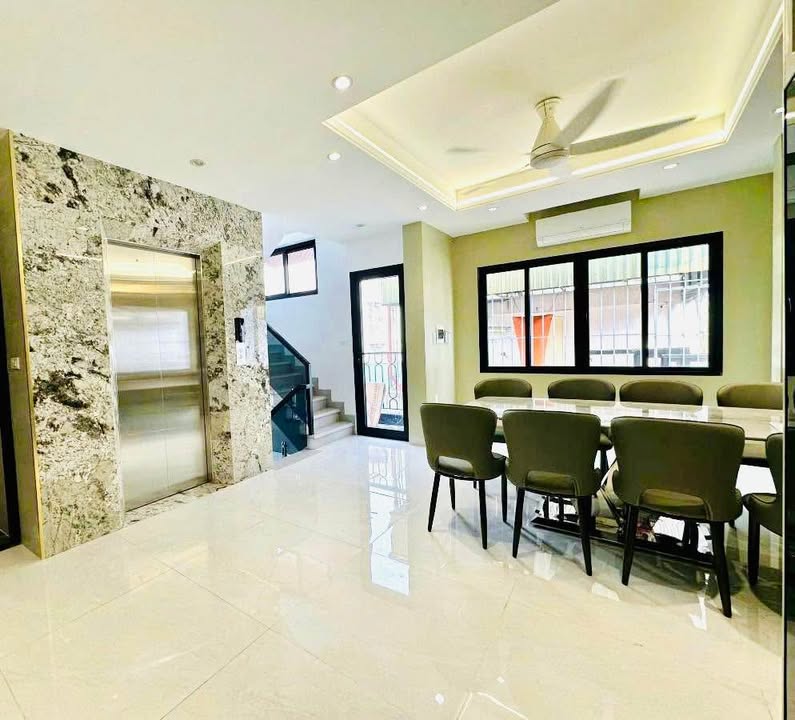 Nhà đẹp Khâm Thiên, Đống Đa 35m² giá 11.8 tỷ - Sẵn sàng vào ở ngay!