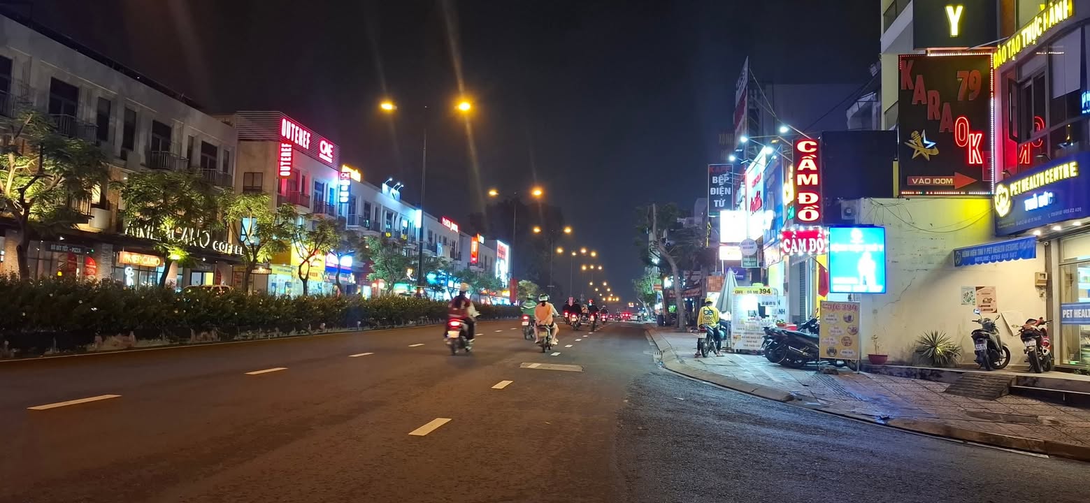 FrontHouse cho thuê tại Lê Văn Việt, Thủ Đức 72m² giá 70 triệu - Mặt tiền lý tưởng cho kinh doanh!