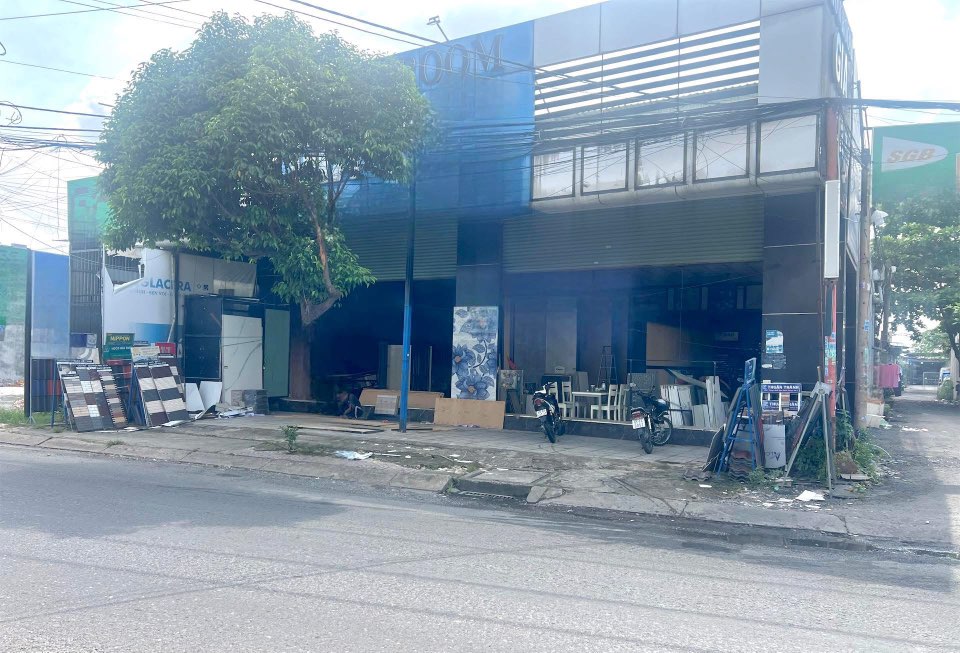 Mặt bằng cho thuê 2 mặt tiền Phước Long B - Thủ Đức 600m² giá 65 triệu - Phù hợp kinh doanh sầm uất!