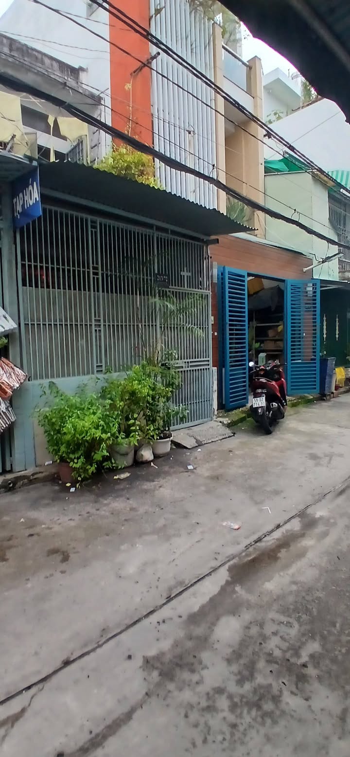 Bán đất tặng nhà 2 tầng tại Khuông Việt, Tân Phú - Chỉ 6.1 tỷ!