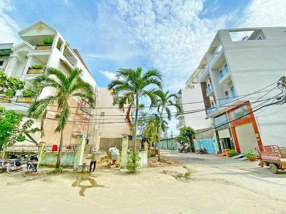 Đất nền Phú Mỹ, Quận 7, 75m² giá 6 tỷ - Sổ hồng chính chủ, sang tên ngay!