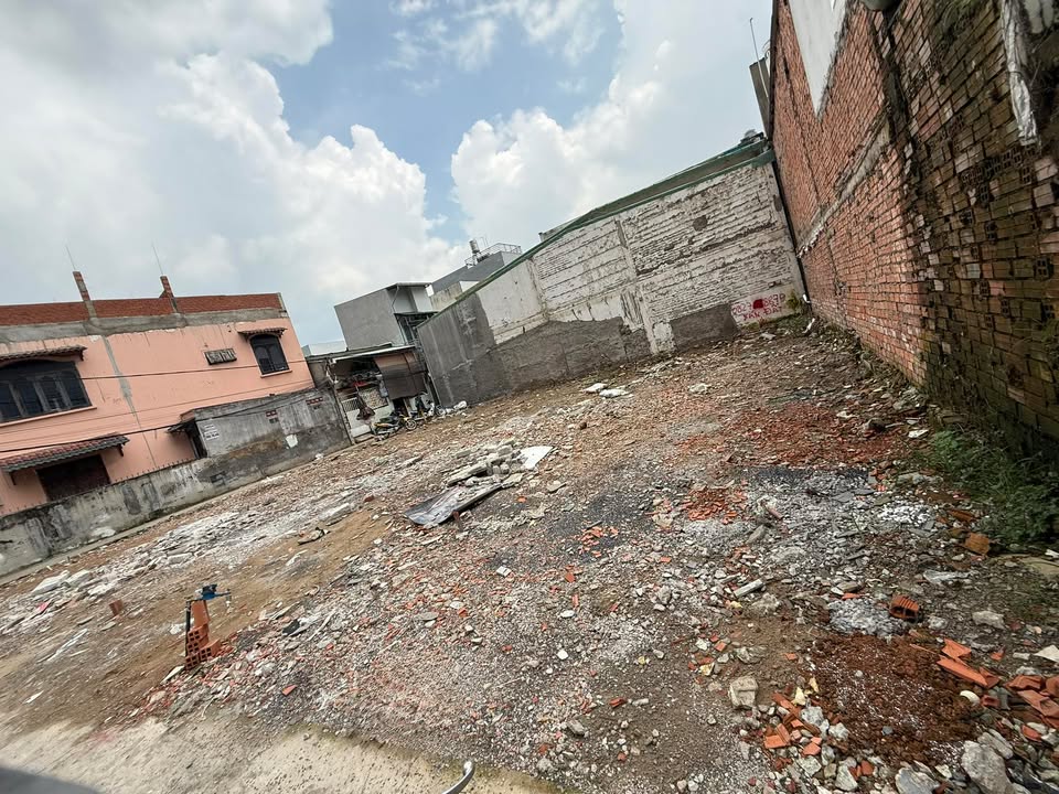 Đất 2 mặt tiền Phạm Văn Đồng Thủ Đức 75m² giá 4.7 tỷ - Đầu tư sinh lời ngay!