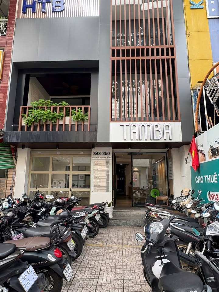 Cho thuê mặt bằng kinh doanh 200m² tại Nguyễn Thị Minh Khai, Quận 3 - Vị trí tài lộc, giá chỉ 70 triệu/tháng!