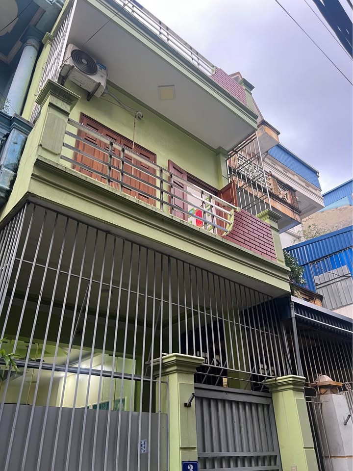 Nhà 3 tầng đường Lưu Hữu Phước 60m² giá 3.25 tỷ - Hướng Đông, sẵn sàng ở ngay!