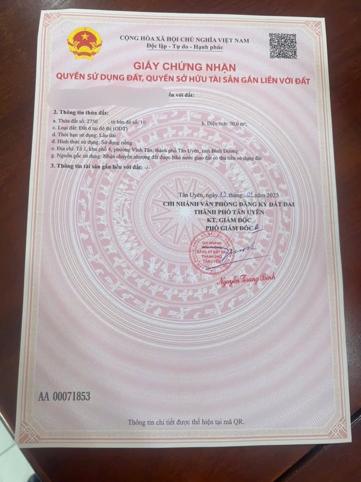 Nhà 1 trệt 2 lầu Vĩnh Tân, Tân Uyên 70m² giá 2 tỷ - Chính chủ bán gấp!