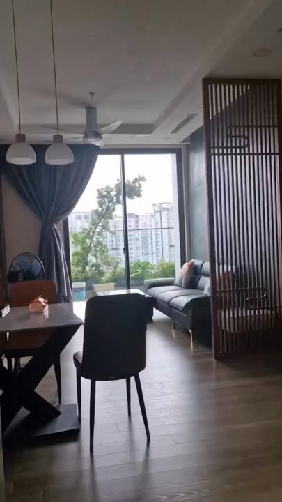 Căn hộ chung cư Sol Forest Văn Giang 3PN giá thuê thỏa thuận - Tầng cao view Đảo tuyệt đẹp!