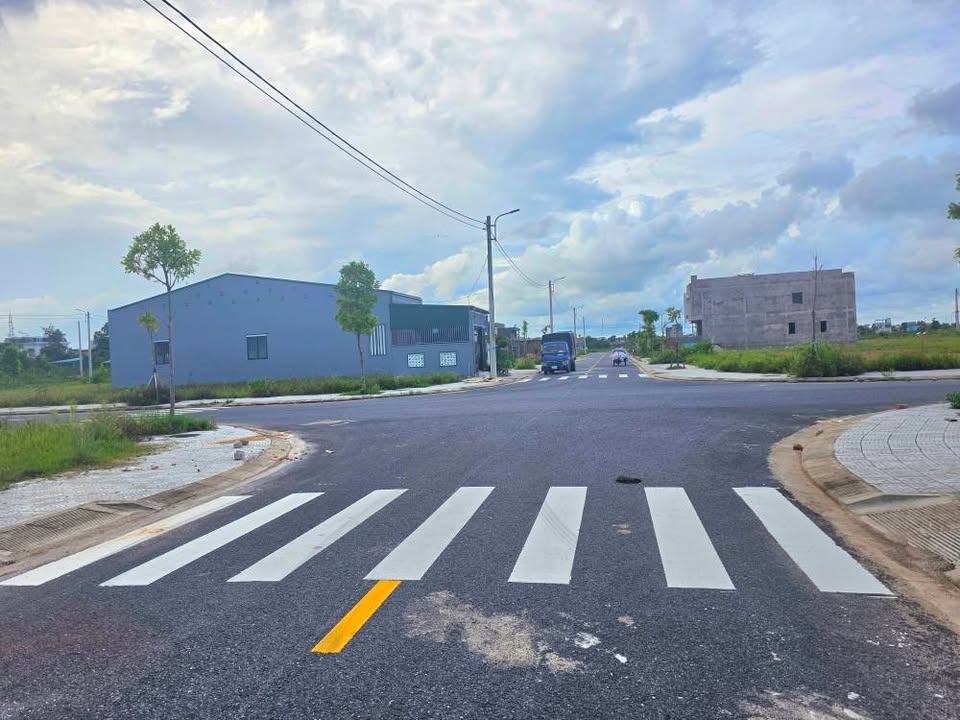 Đất nền KDC Lê Thế Tiết Đông Hà 175m² giá 1 tỷ - Vị trí trung tâm, thuận tiện!