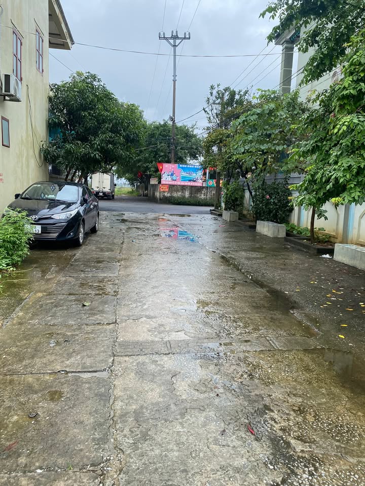 Nhà riêng Hậu Lộc Thanh Hóa 119m² - Đường thông ô tô tránh nhau!