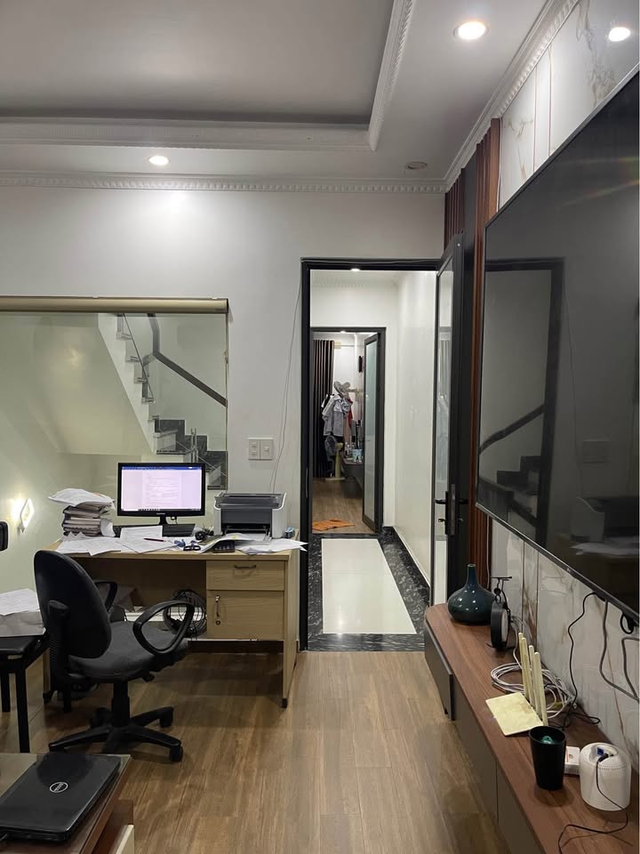 Nhà mặt đường Thiên Lôi, quận Lê Chân, 50m² giá 6.7 tỷ - Kinh doanh sầm uất, đầy đủ nội thất!