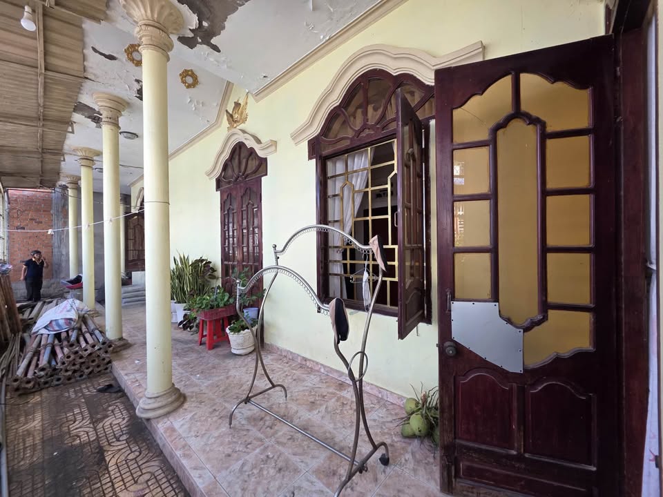 Nhà riêng hẻm Nguyễn Hội Phan Thiết 150m² giá 3 tỷ - Bán nhanh, ít khách!