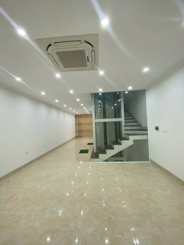 Shophouse Sao Biển, Văn Giang, 28 triệu/tháng - Mặt tiền đẹp, kinh doanh thuận lợi!