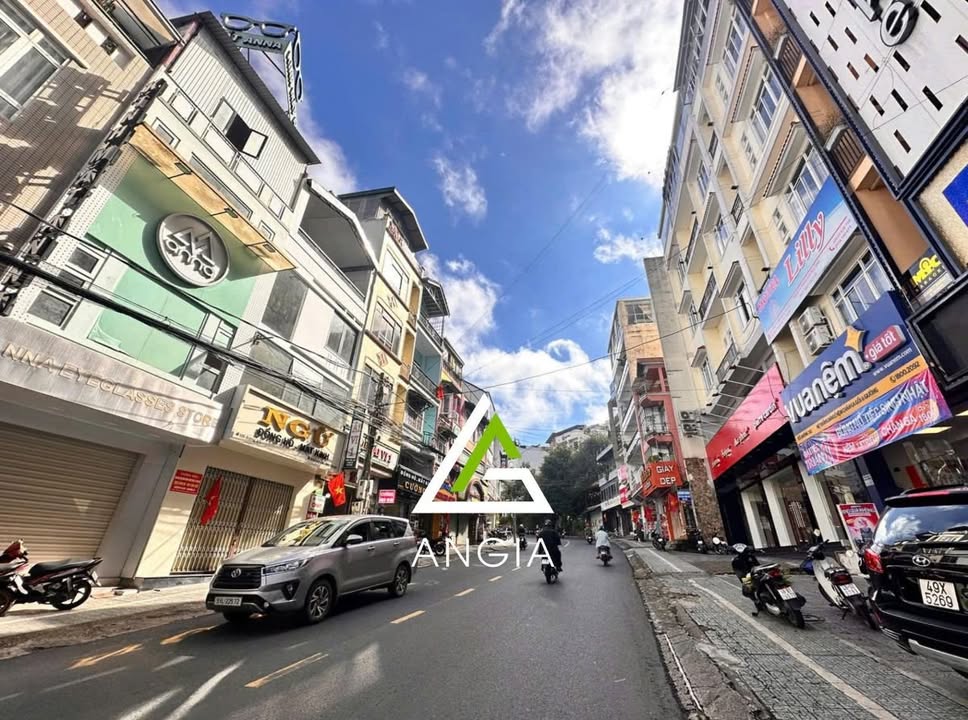 Nhà mặt tiền Ba Tháng Hai - Phan Đình Phùng, Đà Lạt 51m² giá 19 tỷ - Đầu tư kinh doanh sinh lời!