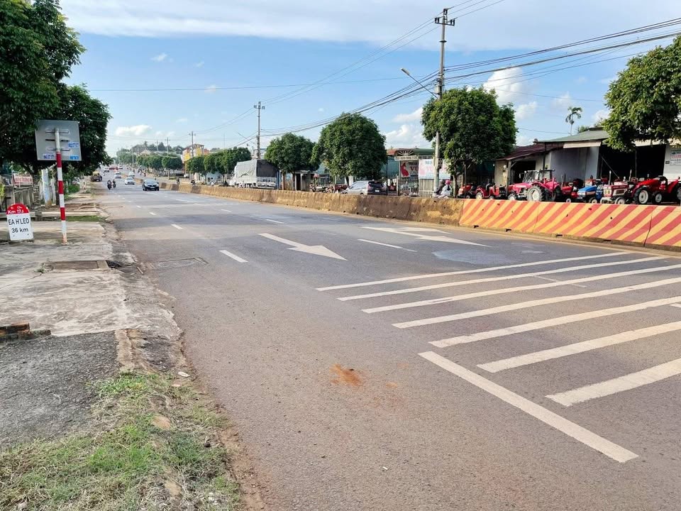 Bán đất 2 mặt tiền đường Hùng Vương, phường Buôn Hồ, Đăk Lăk 432m² giá 8.855 tỷ - Đầu tư sinh lời ngay!