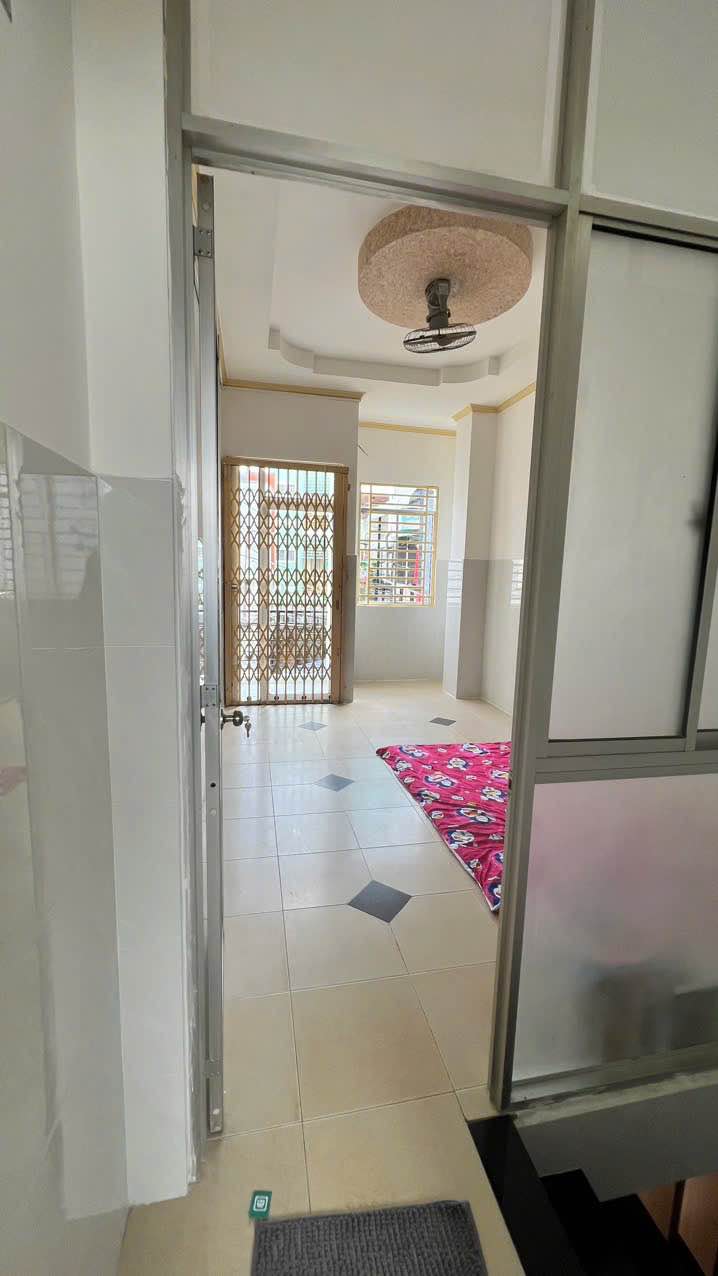 Nhà riêng Hẻm 83 Hoàng Văn Thụ 46m² giá 1.85 tỷ - Ô tô quay đầu dễ dàng!