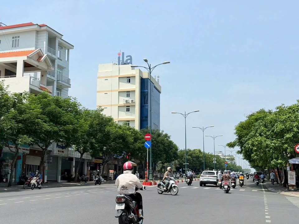 Nhà mặt tiền đường Trần Thị Điệu, Quận Thủ Đức 100m² giá 8.9 tỷ - Cơ hội đầu tư tuyệt vời!