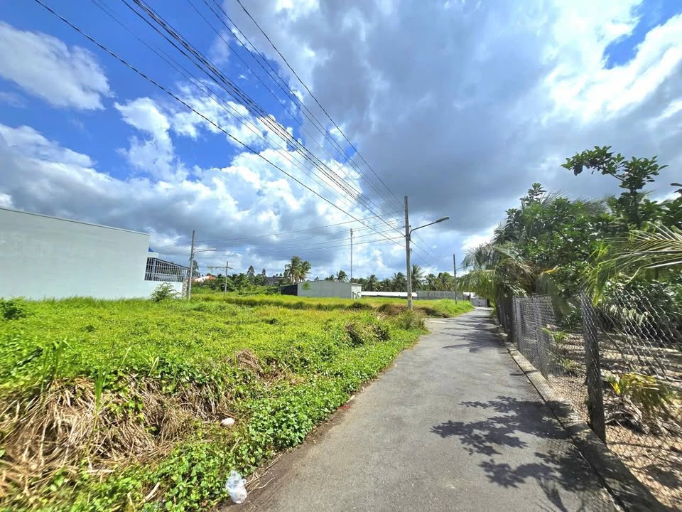 Đất góc 2 mặt tiền ấp 5 xã Đạo Thạnh 111m² giá 1.05 tỷ - Cơ hội đầu tư hấp dẫn!