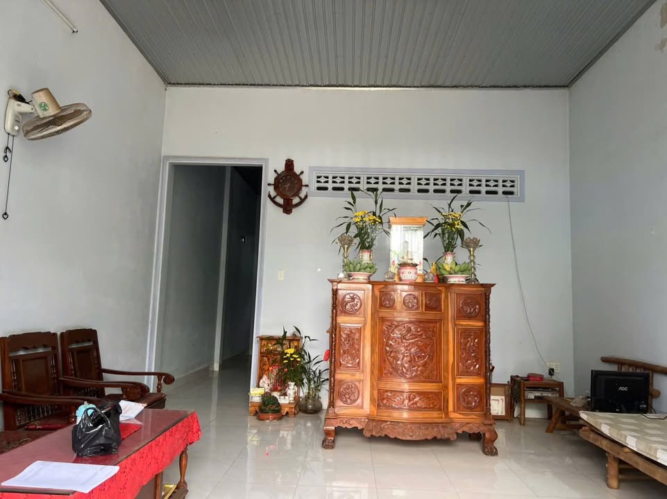 Nhà cấp 4 hẻm 162/.. Nguyễn Thị Định 100m² giá 1.6 tỷ - Đầu tư sinh lời tuyệt vời!