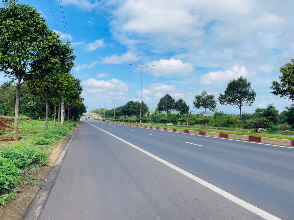 Đất mặt tiền đường Vành Đai 10/3, Buôn Ma Thuột 216m² chỉ 4.8 tỷ - Đầu tư sinh lời!