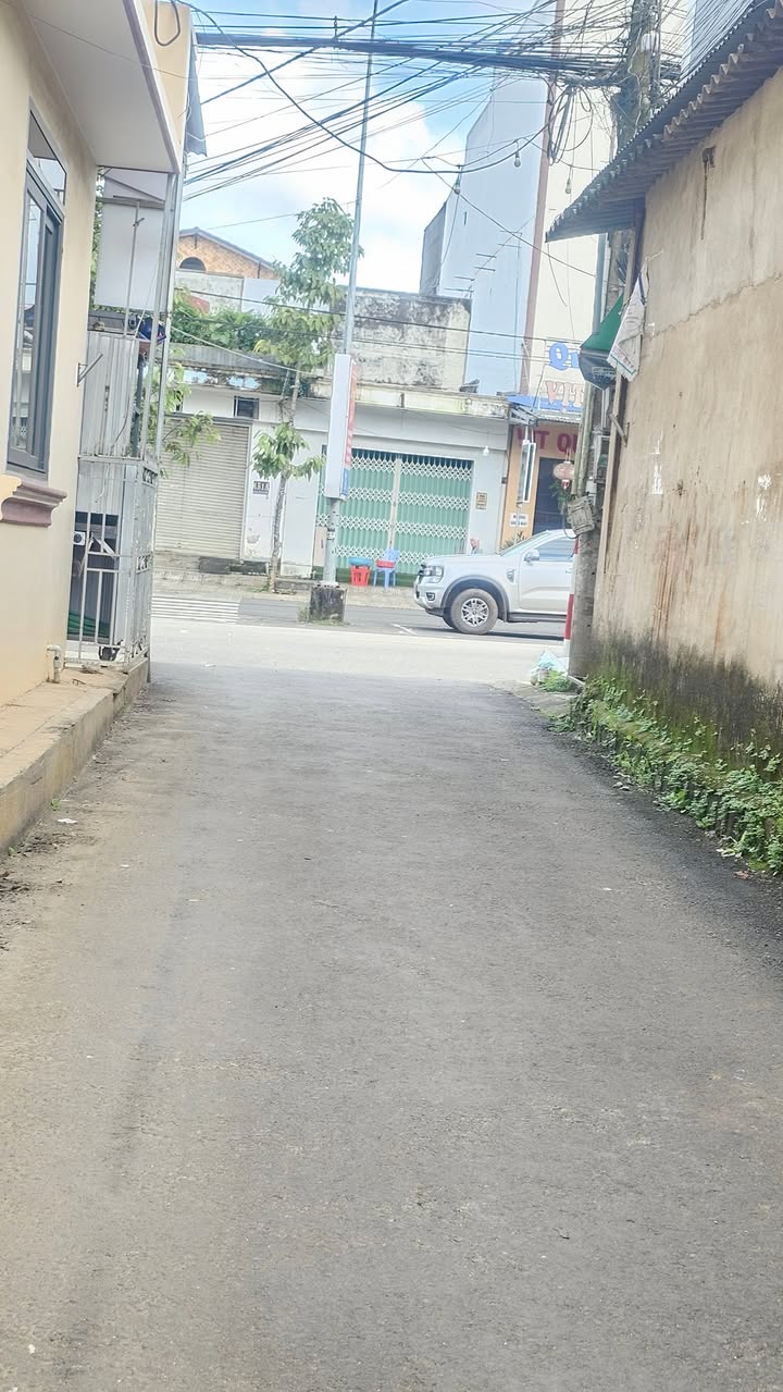 Đất thổ cư Bảo Lộc 126m² giá 3.5 tỷ - Gần mọi tiện ích sống!