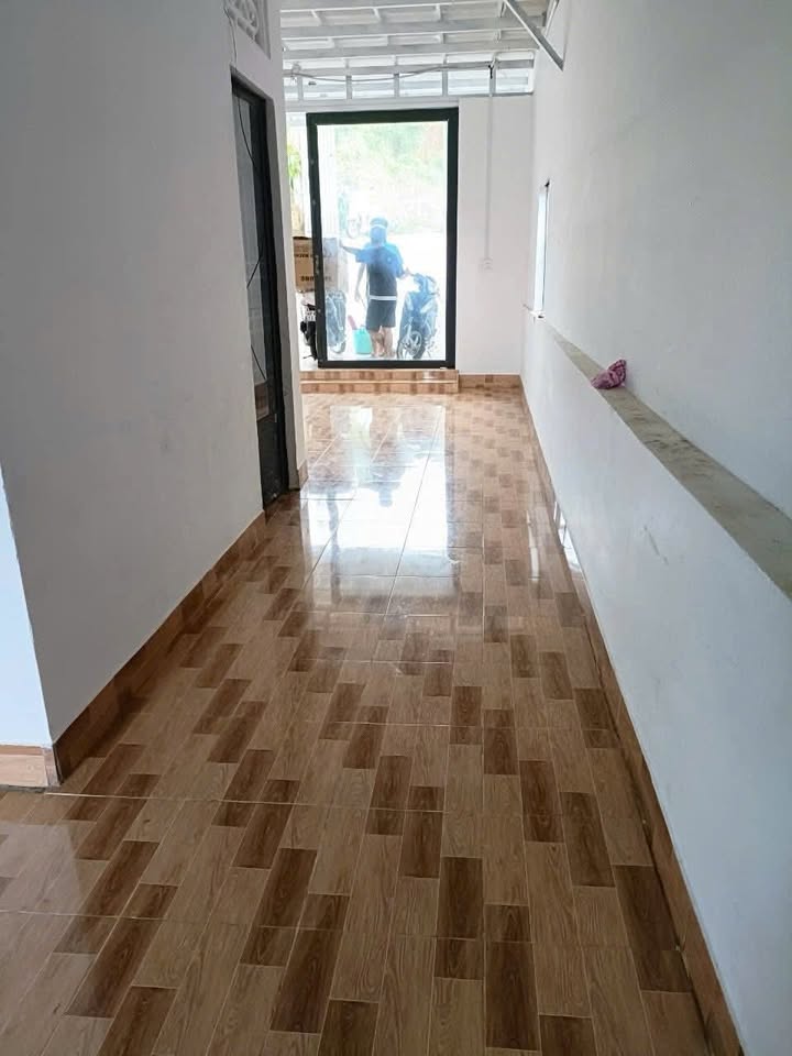 Nhà cấp 4 mặt tiền Lương Văn Can, Lộc Sơn, 150m² giá 2.55 tỷ - Hướng Tây Nam thoáng đãng!