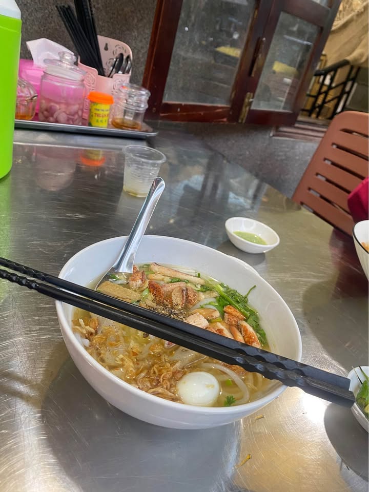 Cho thuê nhà mặt tiền Xuân Diệu, Quy Nhơn - Diện tích 200m², giá 100 triệu/tháng - Đầu tư sinh lời cao!